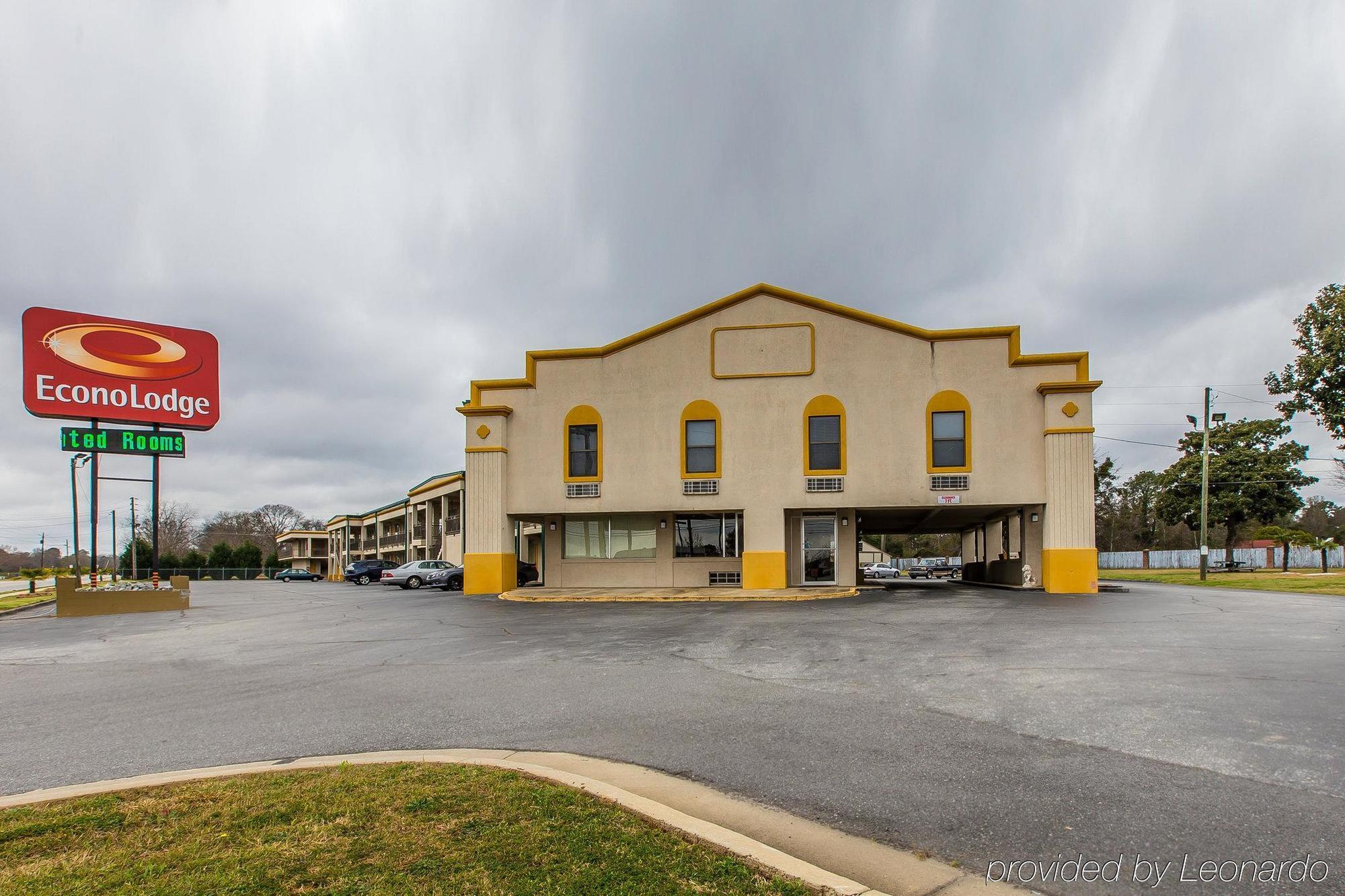 Econo Lodge Byron Buitenkant foto